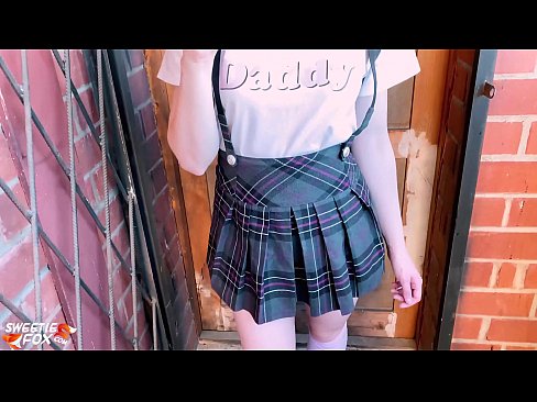 ❤️ Schoolgirl ດູດ dick ຂອງນາງເລິກແລະ fucks ແທນທີ່ຈະຫ້ອງຮຽນ. ❤️ ຮູບໂປ້ fb ທີ່ lo.fotonovelasxxx.ru