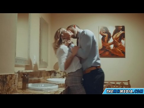 ❤️ ໃນເວລາທີ່ຜິວເນື້ອສີຂາວ busty seduces ທ່ານຢູ່ໃນຫ້ອງນ້ໍາສາທາລະນະ ❤️ ຮູບໂປ້ fb ທີ່ lo.fotonovelasxxx.ru